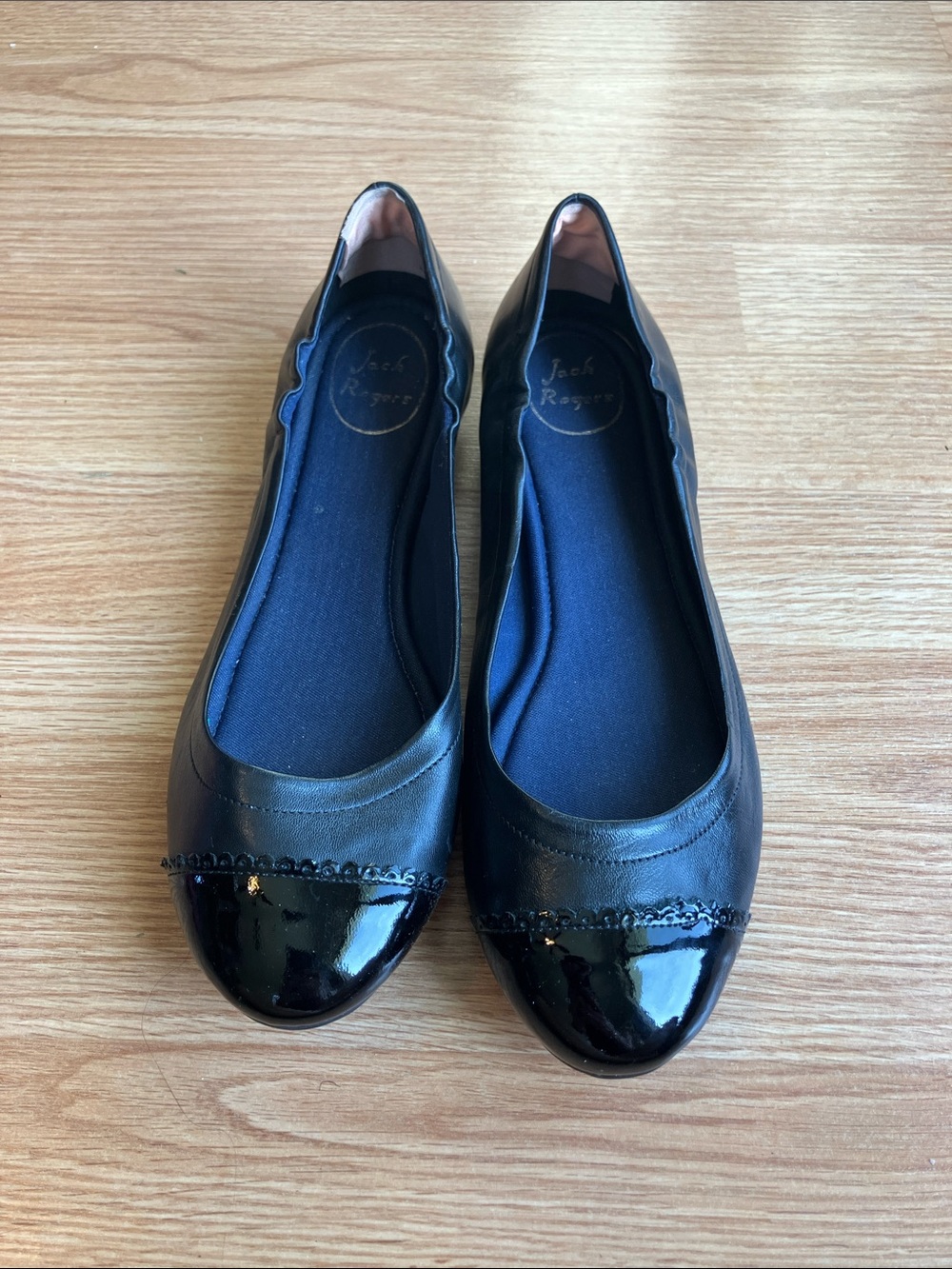Jack Rogers Women's Black Leather Cap-Toe Ballet Flats